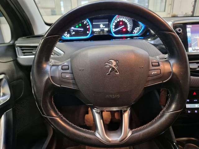 Peugeot 2008 BlueHDi 100 Allure