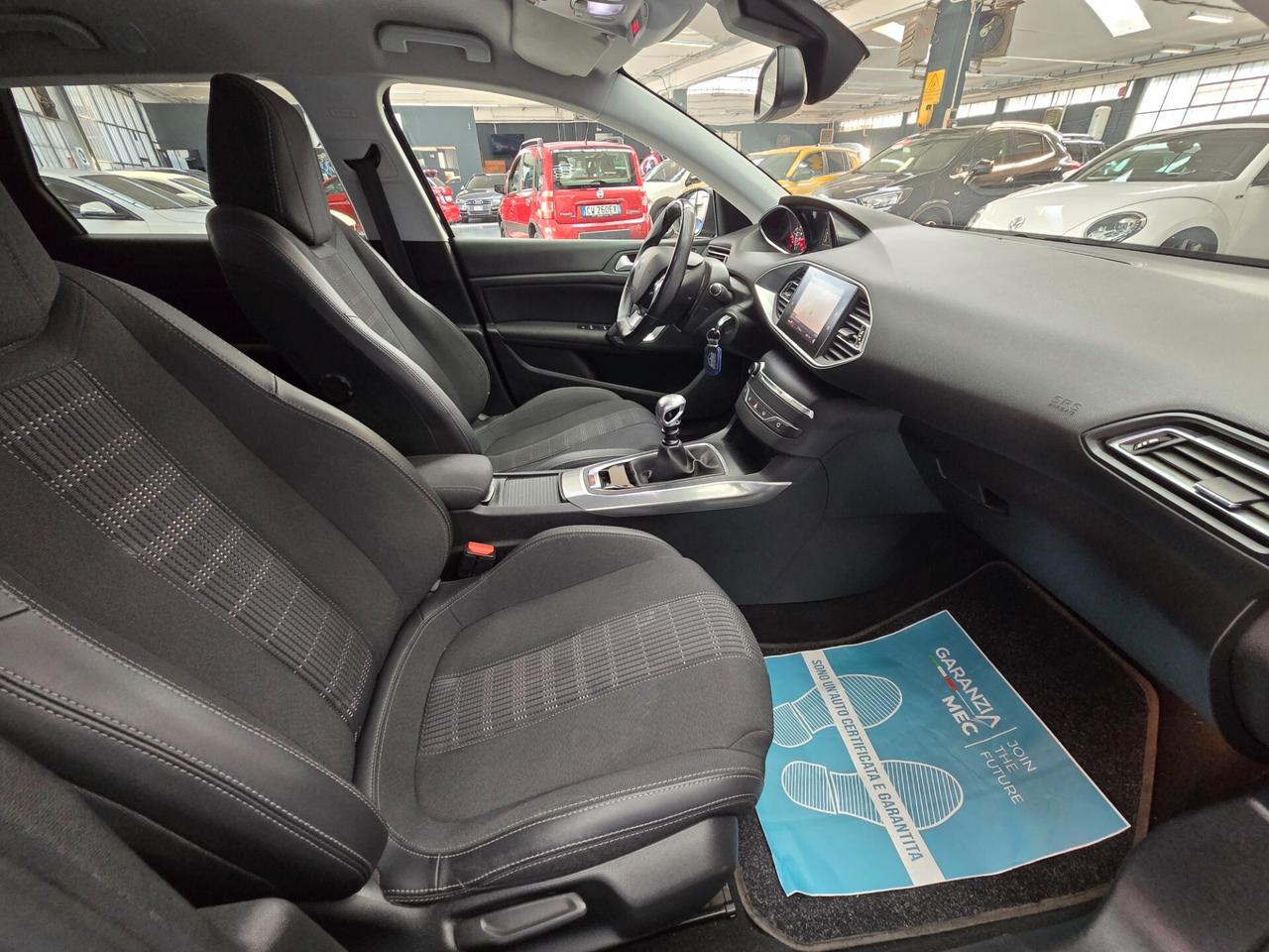 PEUGEOT 308 SW 1.2 TURBO BUSINESS 130CV