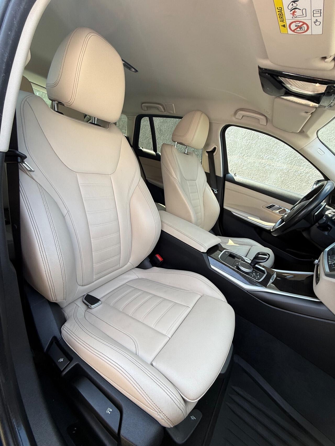 Bmw 320d Touring Luxury,Full LED,pelle,LED multicolore amb.,virtual cockpit,ecc.