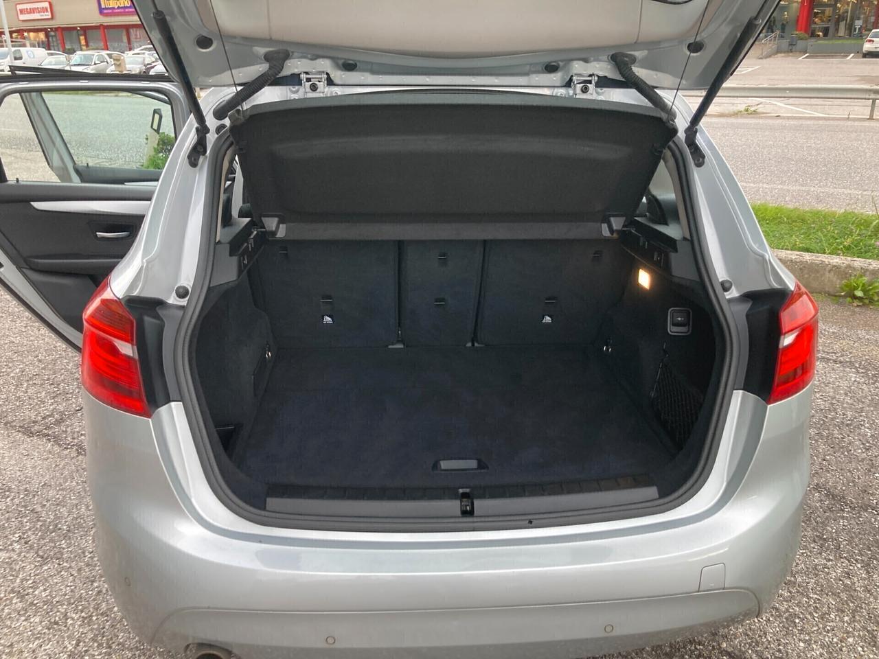 Bmw 216 218d Active Tourer Advantage