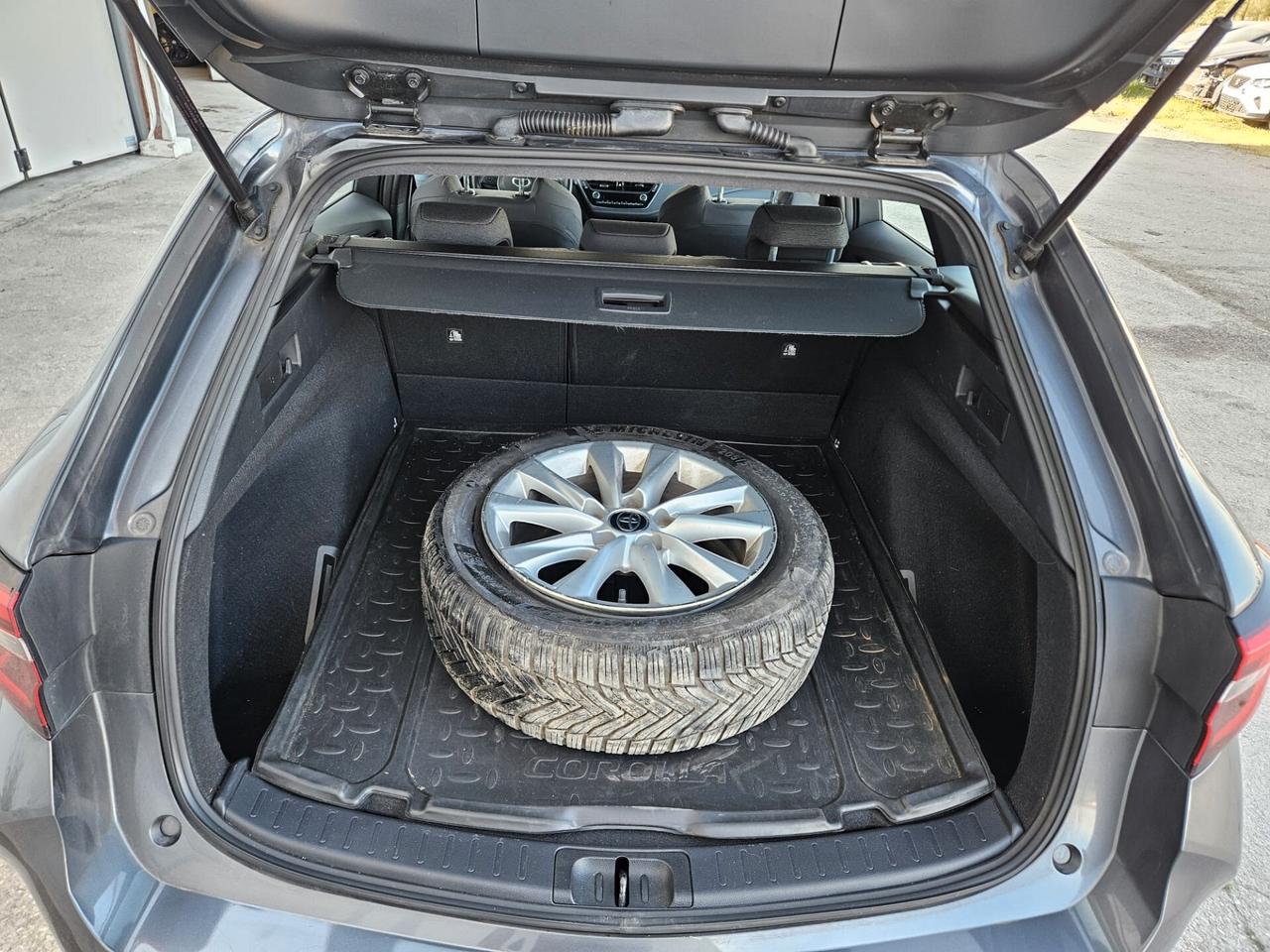 Toyota Corolla Touring Sports 1.8h START INCIDENTATA