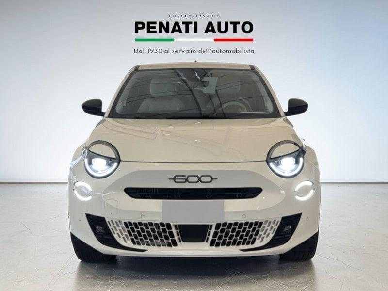 FIAT 600 1.2 Hybrid 136cv La Prima