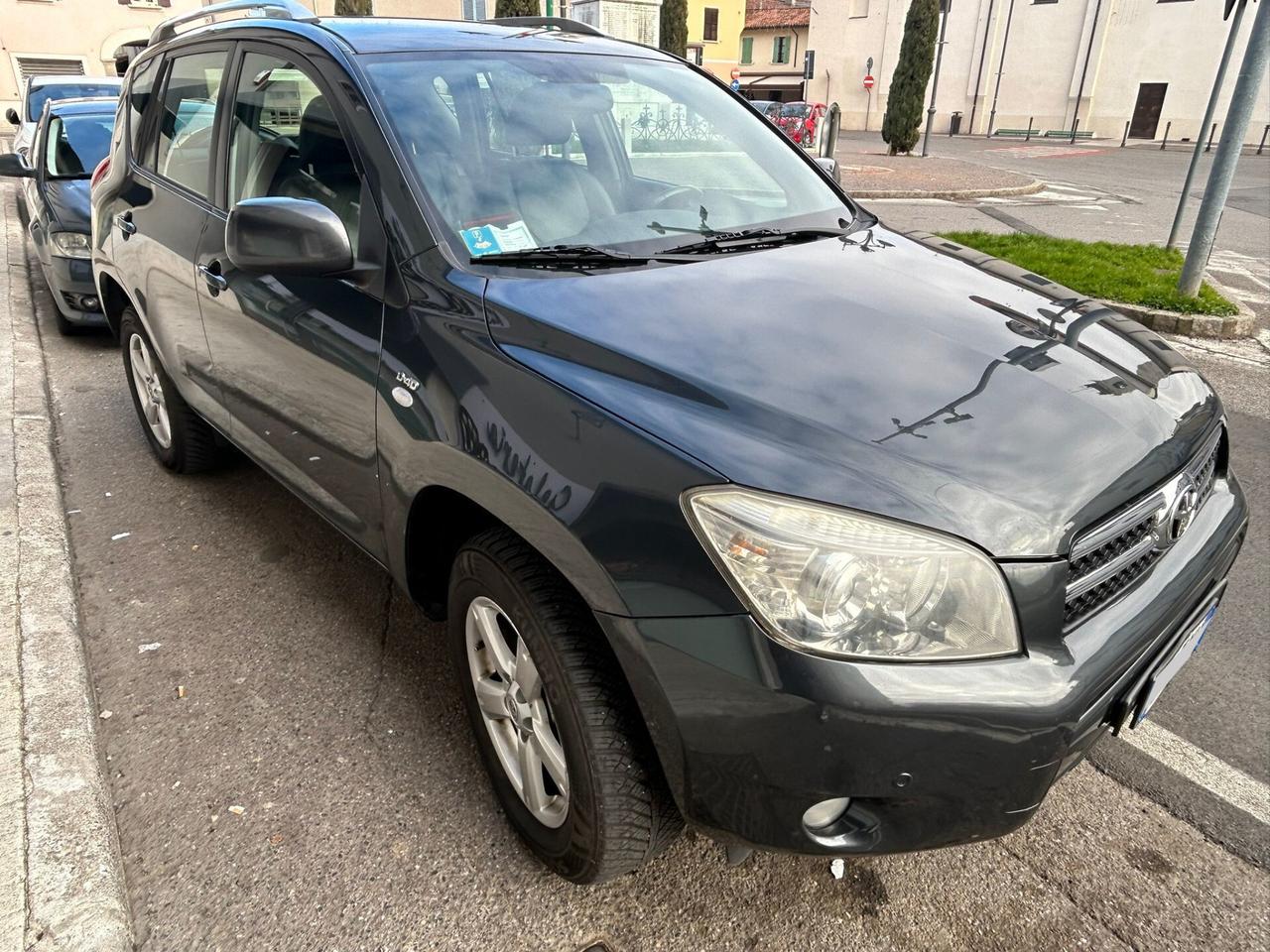 Toyota RAV 4 2.2 d-4d 136cv dpf - ANCHE PER NEOPATENTATI