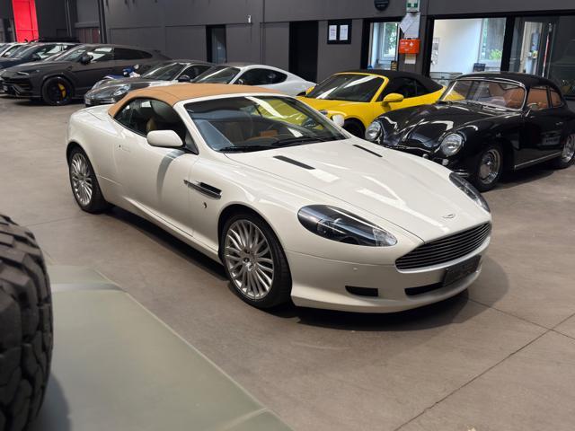 ASTON MARTIN DB9 Volante