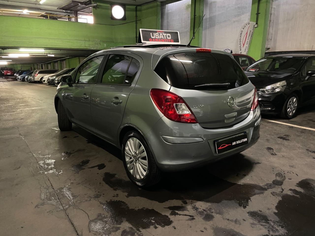 Opel Corsa 1.2 Tetto Apribile !!!