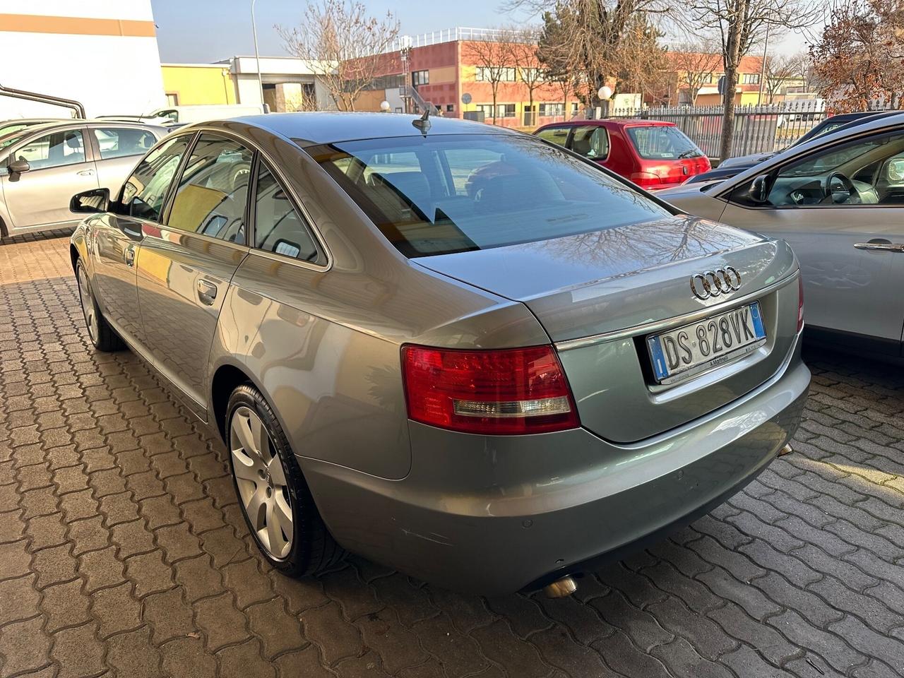 Audi A6 3.0 V6 TDI F.AP. quattro tiptronic Ambient