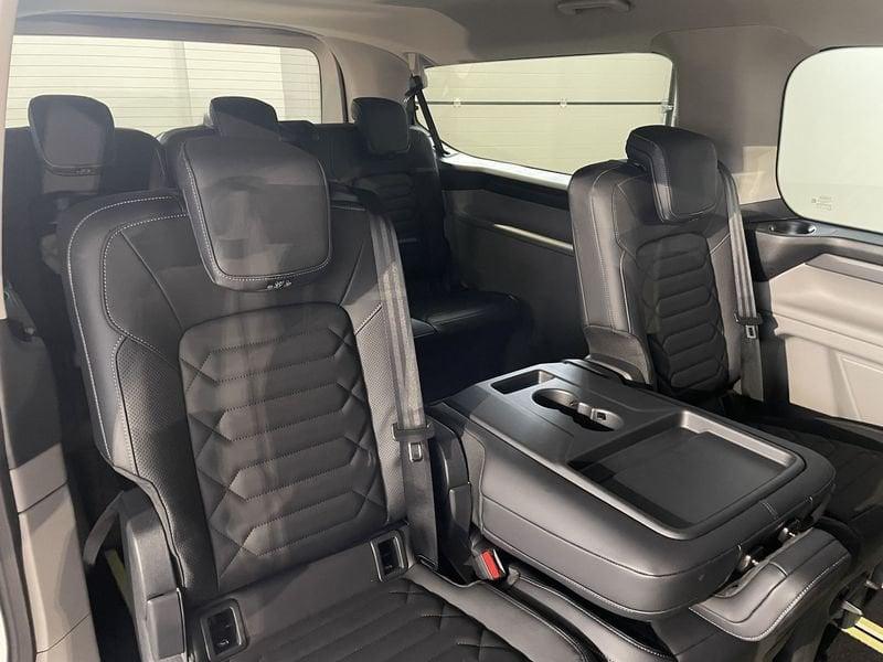 Ford Tourneo Custom 320 2.0 EcoBlue 150CV PL Titanium