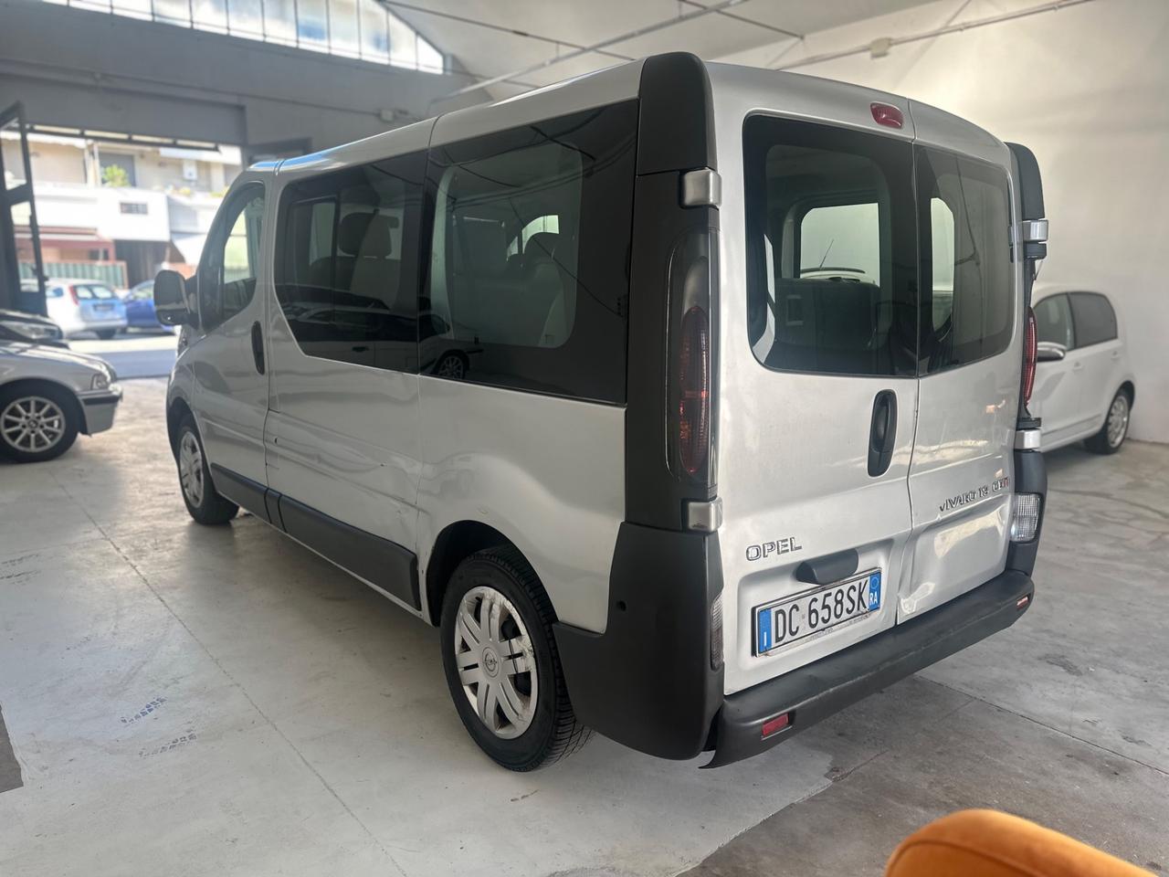 Opel Vivaro 27 1.9 CDTI/80CV PC-TN Combi