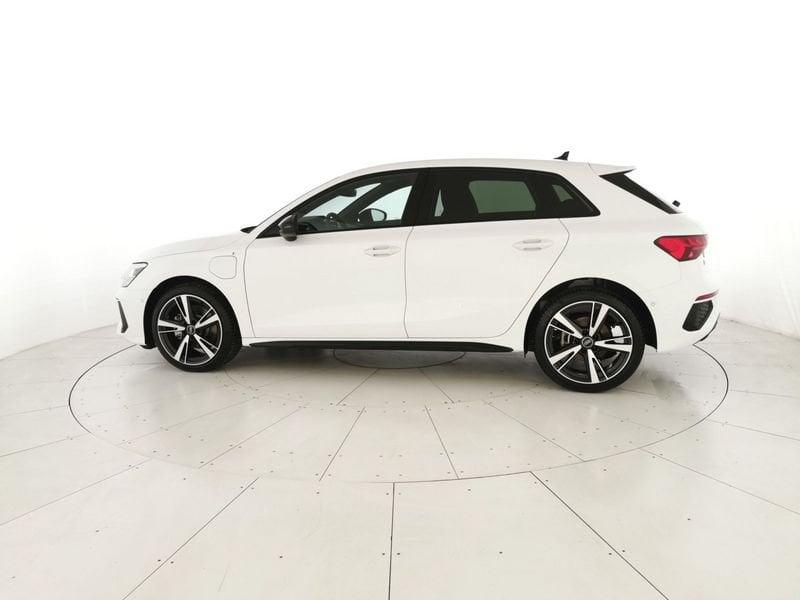 Audi A3 NUOVA SPORTBACK Sportback 40 1.4 tfsi e Identity Black s-tronic