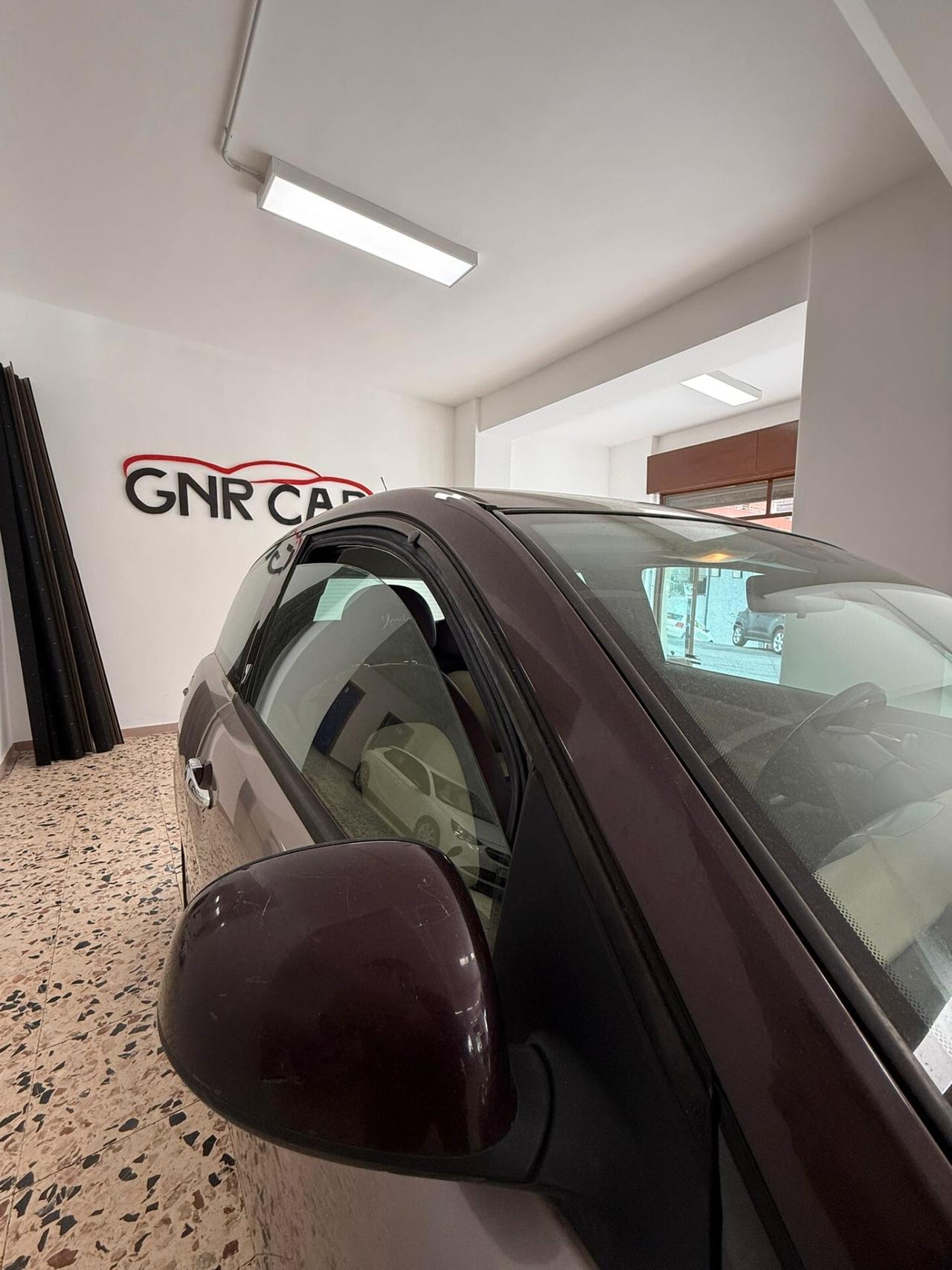 Lancia Ypsilon 1.3 MJT 90 CV Platino