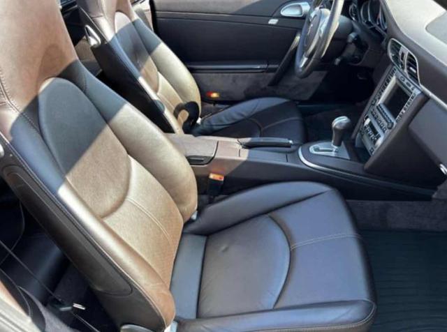 PORSCHE 911 Carrera 4S Cabriolet " BOOK SERVICE PORSCHE"