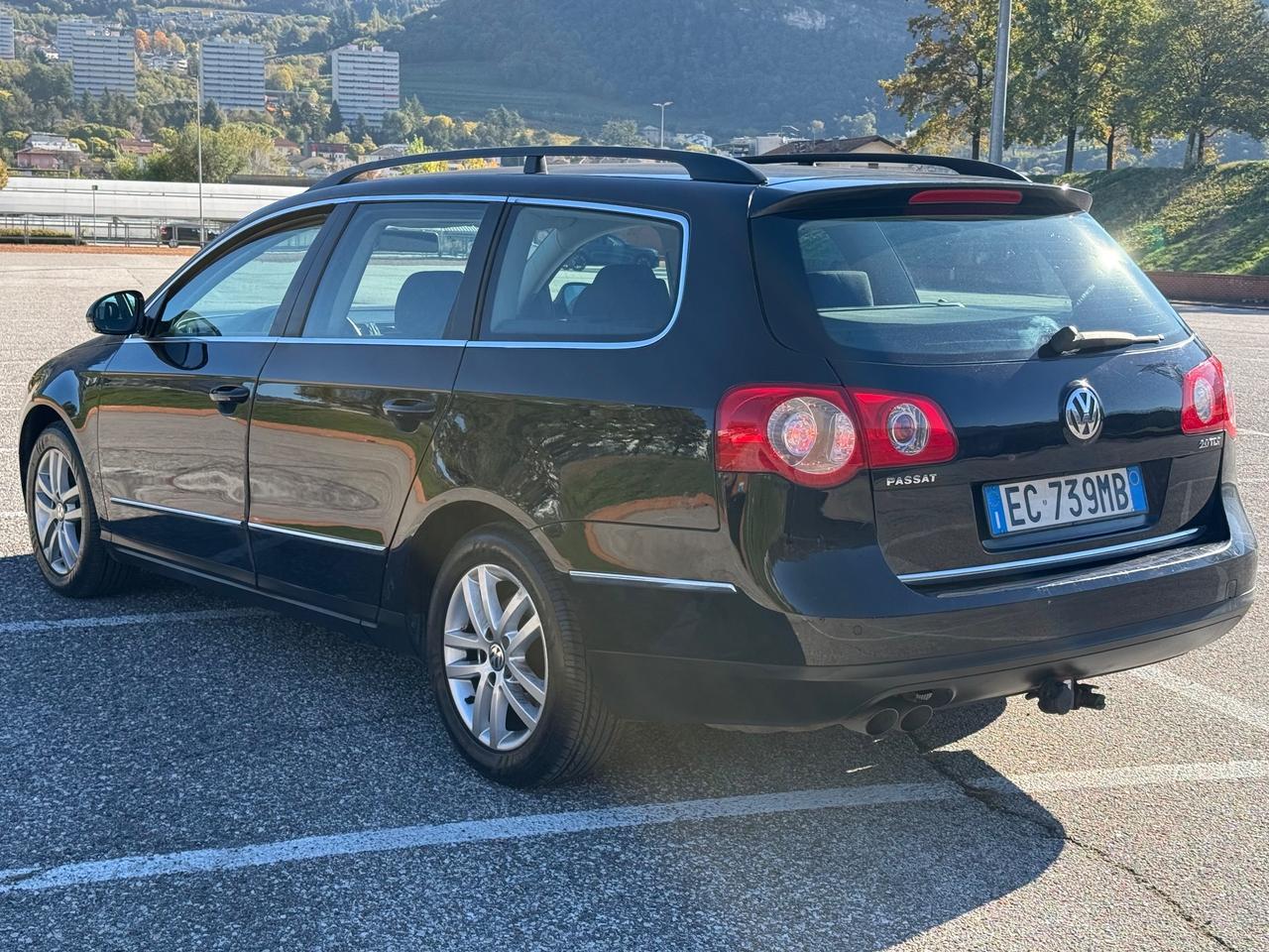 Volkswagen Passat 2.0 TDI DPF Highline EURO 5b