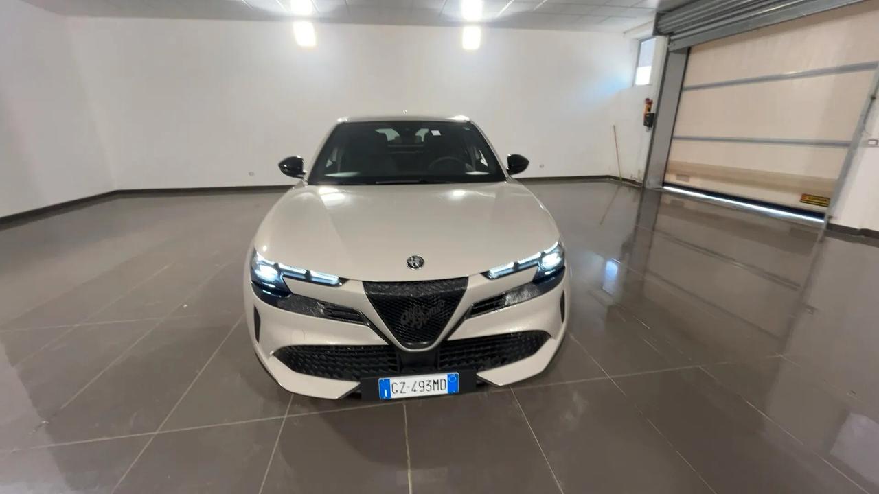 Alfa Romeo Junior 156 CV BEV Sprint