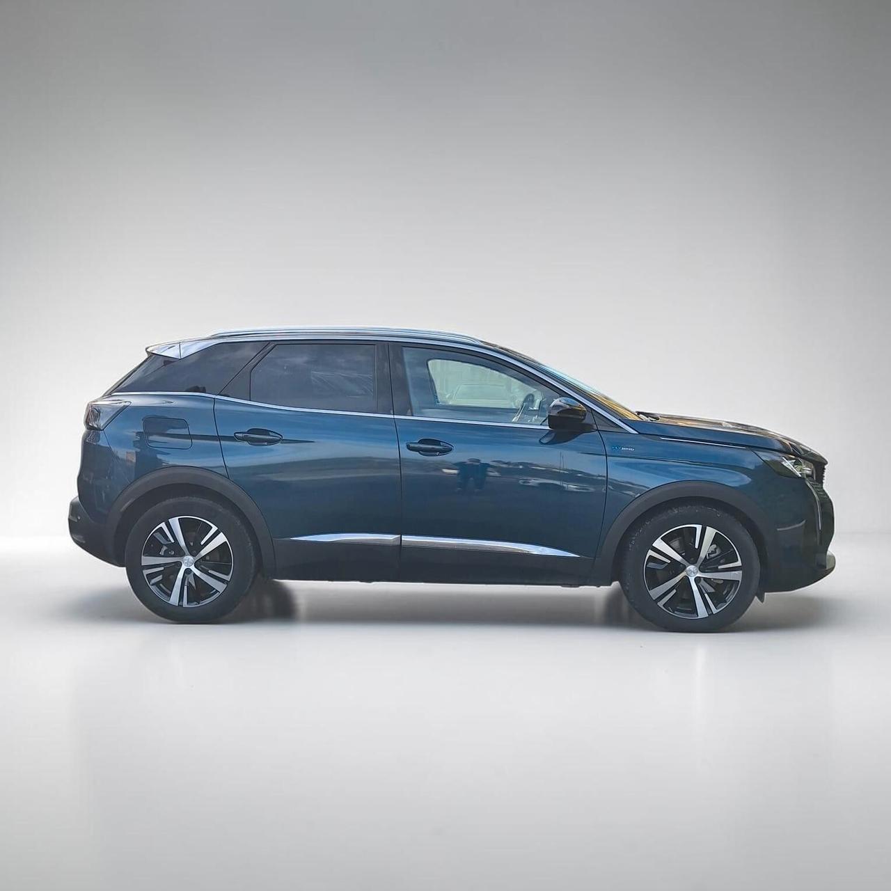 Peugeot 3008 Hybrid 225 e-EAT8 Allure Pack