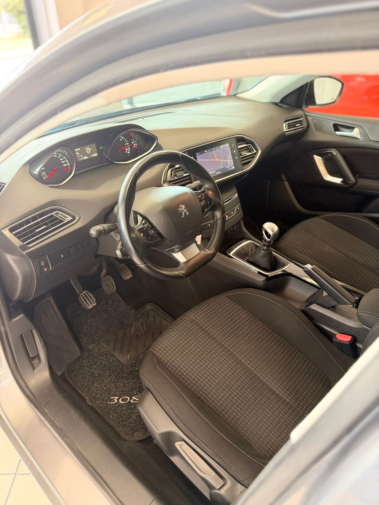 Peugeot 308 BlueHDi 130 S&S Active