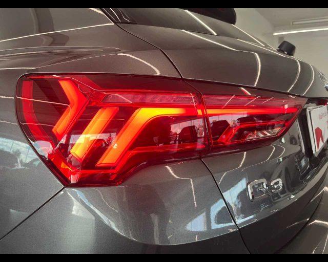 AUDI Q3 II 2018 35 2.0 tdi S line edition s-tronic