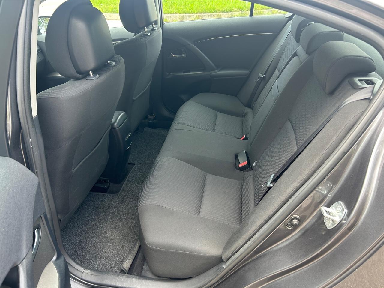 Toyota Avensis 1.8 Executive