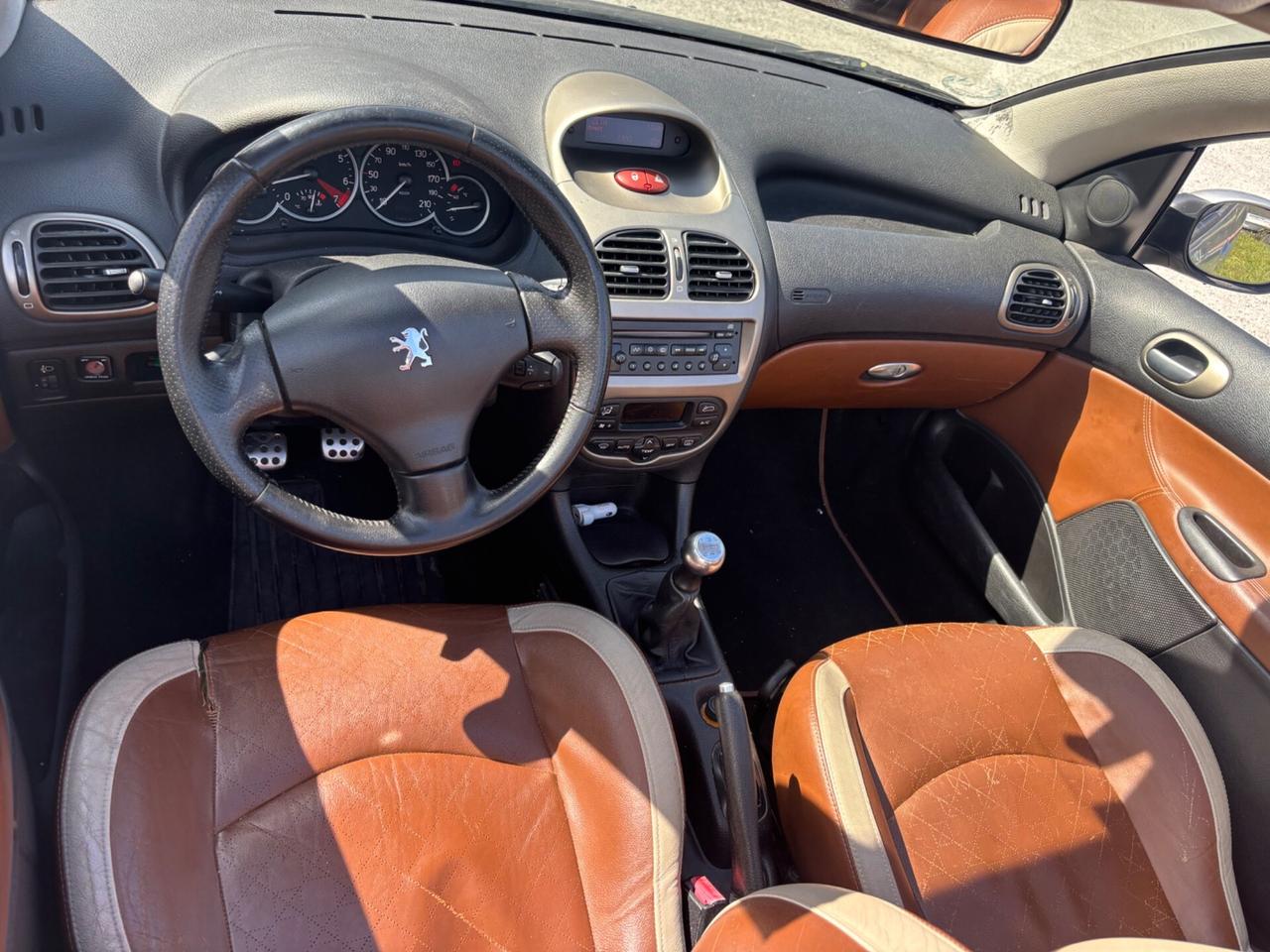 Peugeot 206 1.6 16V CC Enfant Terrible Roland Garros