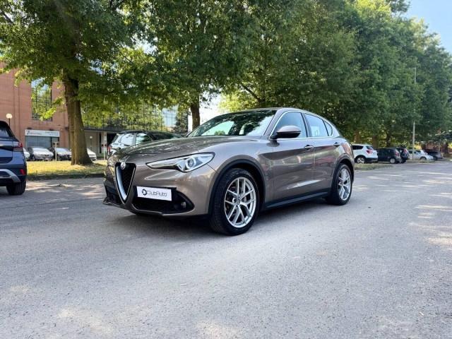 Alfa Romeo Stelvio 2.2 t Business rwd 180cv auto