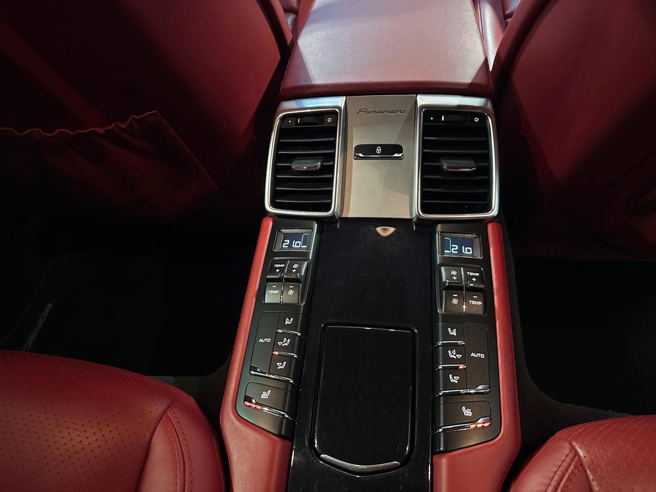 Porsche Panamera 4 PDK-INTERNO ROSSO-RETROCAMERA