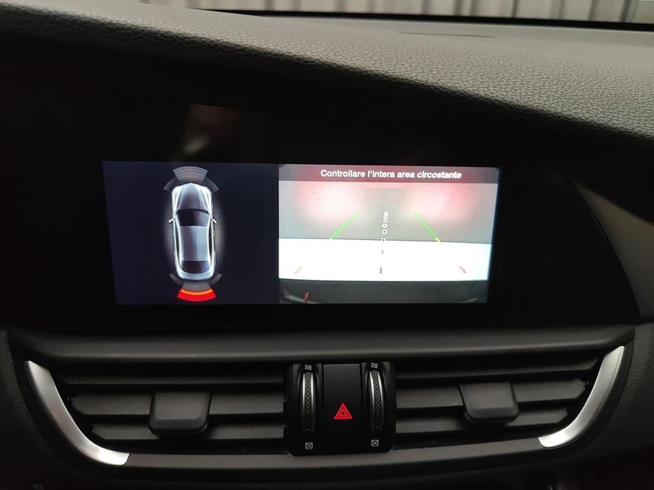 ALFA ROMEO Giulia 2023 2.2 TD 160CV SPRINT AT8