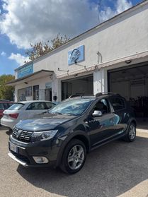 Dacia Sandero Stepway 1.0 TCe 100CV ECO-G 15th Anniversary