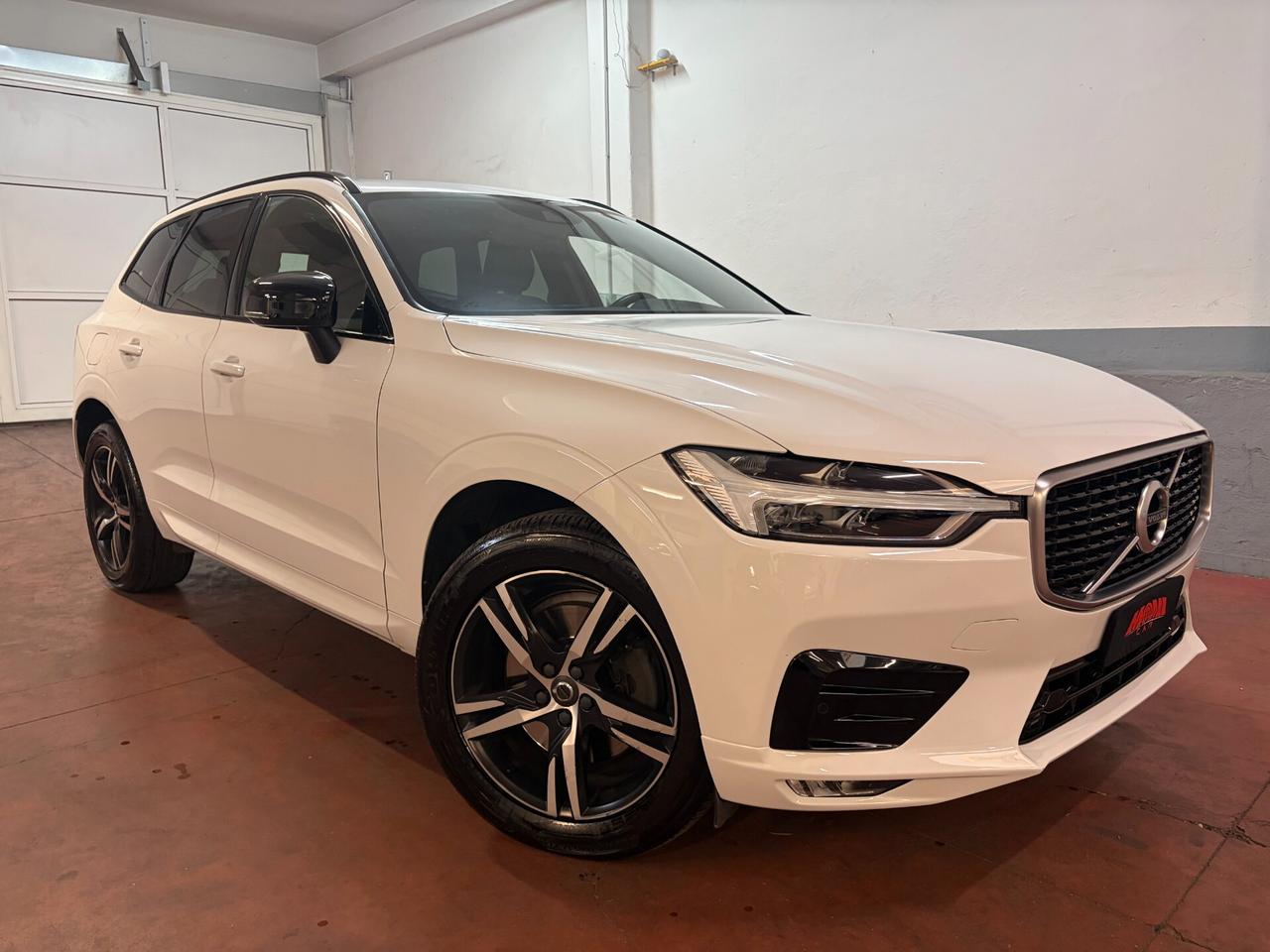 Volvo XC 60 B4 (d) AWD Geartronic R-design