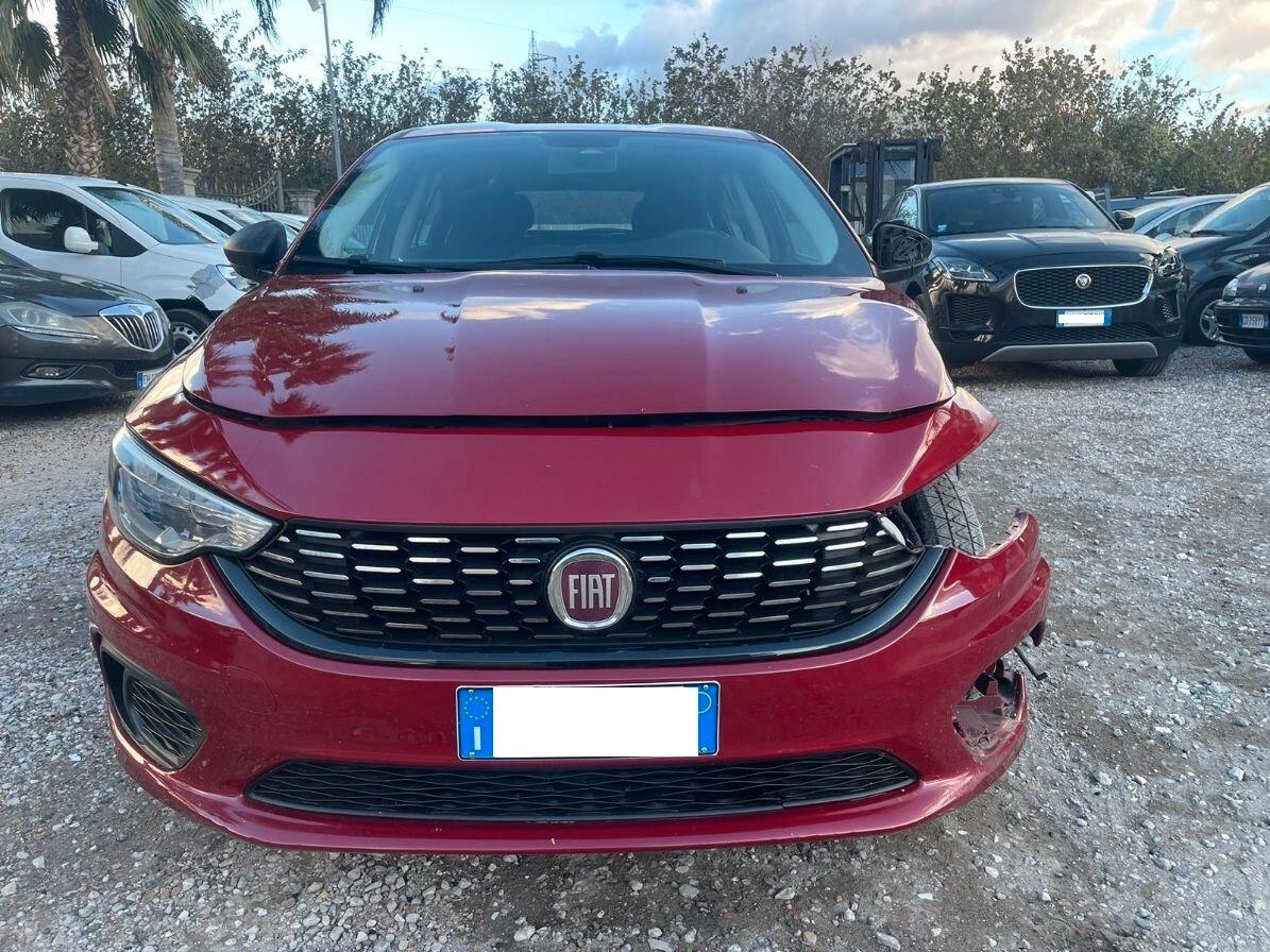 Fiat Tipo 1.3 Mjt S&S 5 porte Easy