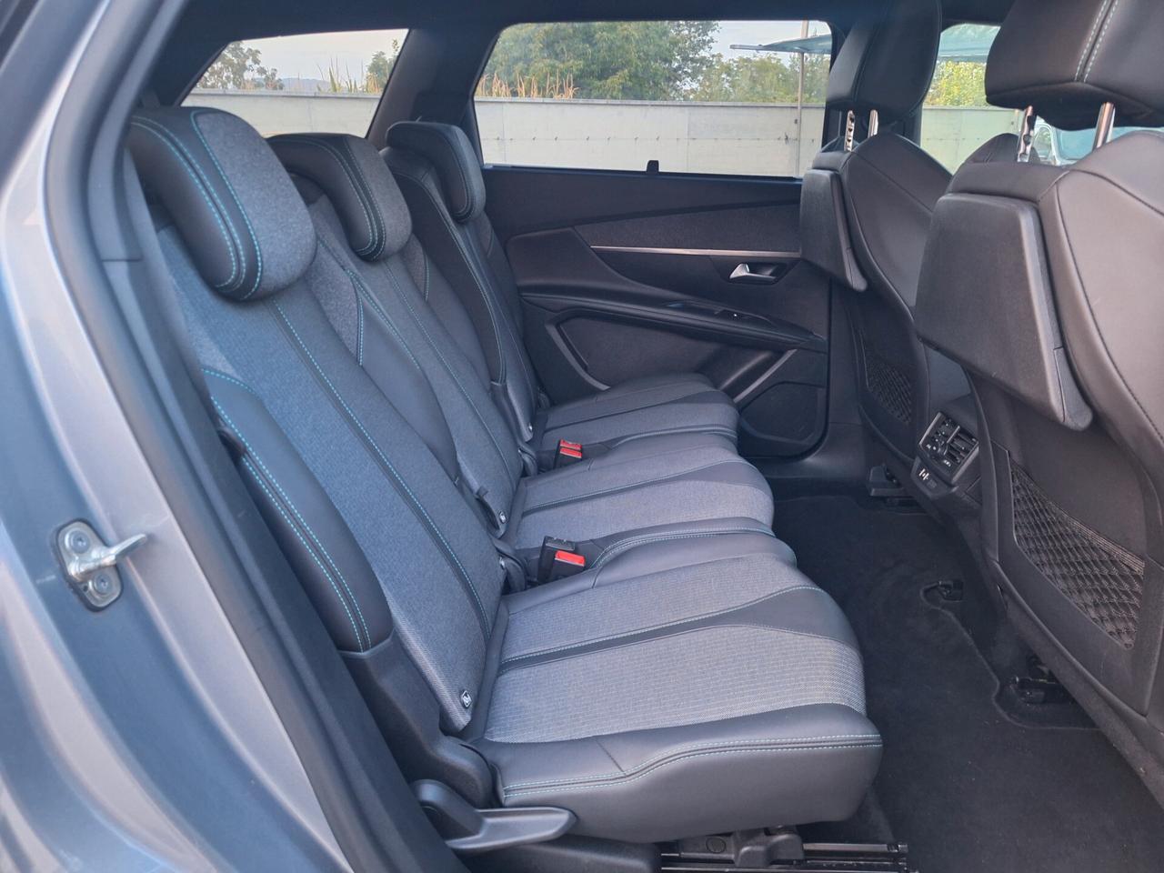 Peugeot 5008 ALLURE PACK 1.5 HDi 130cv EAT8 7p - 2023
