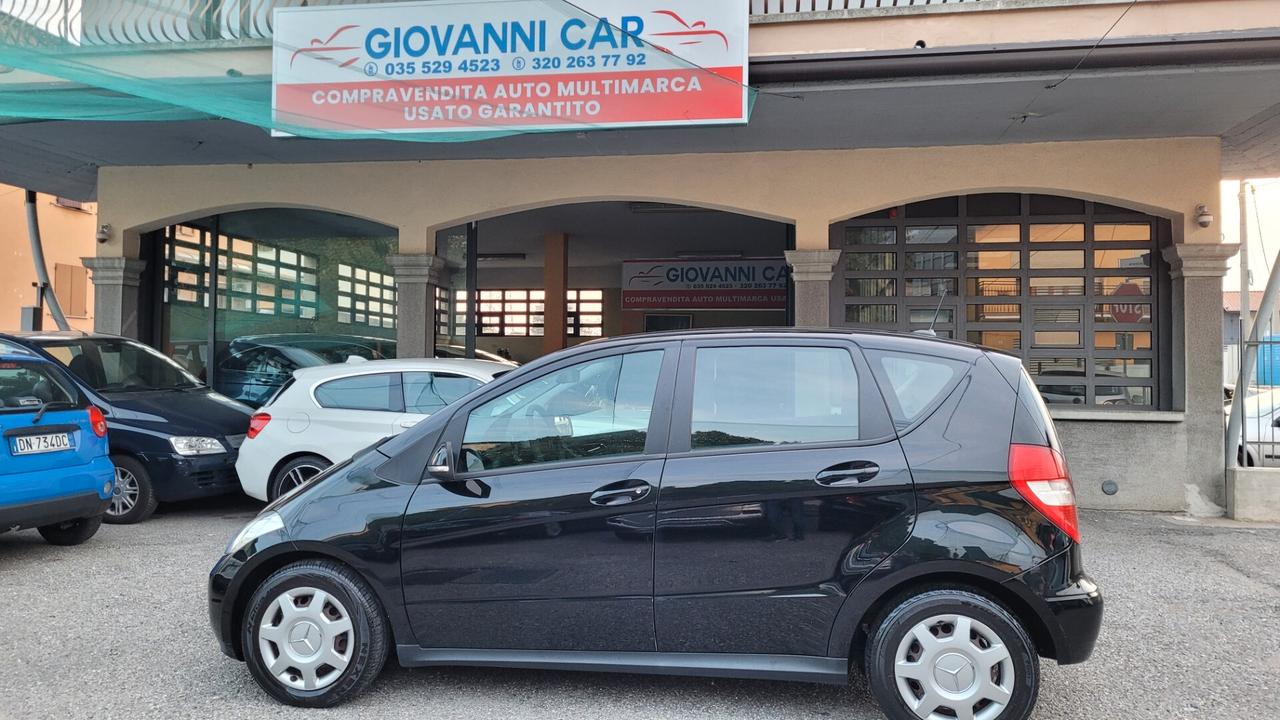 Mercedes-benz A 160 EURO 5 .. ADATTA AI NEOPATENTATI..