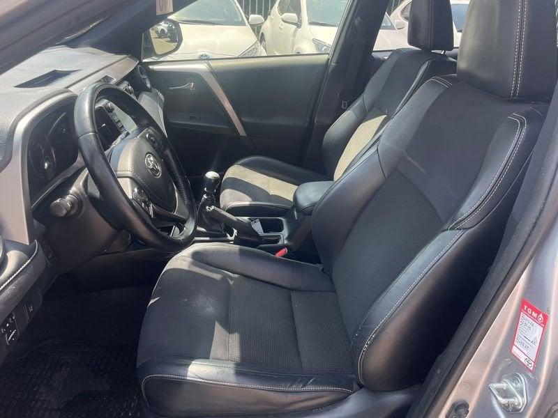 Toyota RAV4 2.0 D-4D 143cv MT Style 2WD