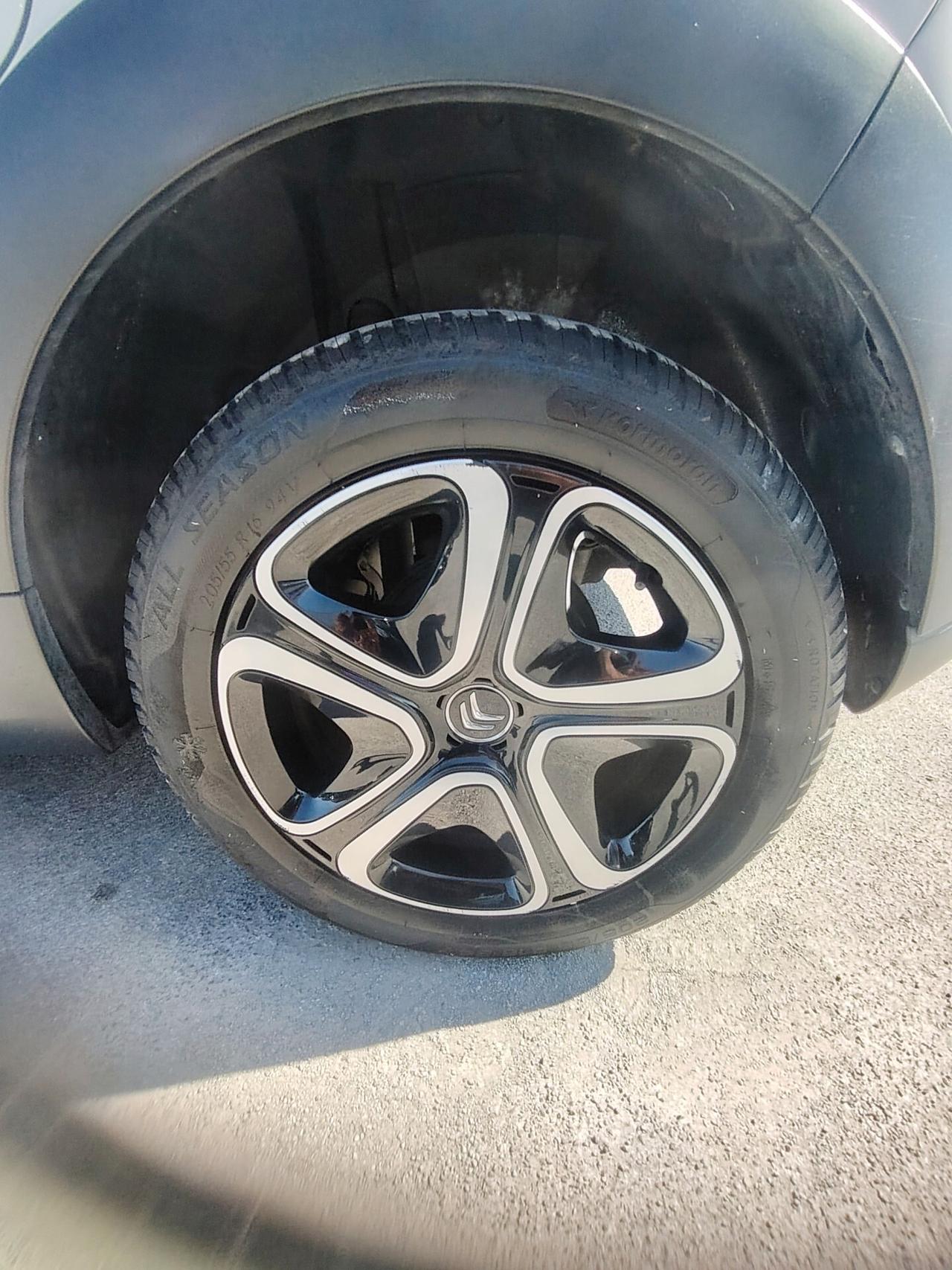 Citroen C3 BlueHDi 75 S&S Shine - NEOPATENTATI