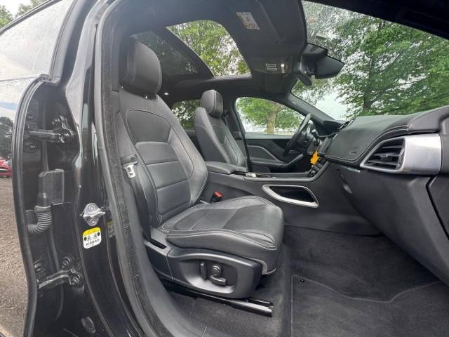Jaguar F-Pace 2.0d R-Sport awd 180cv auto