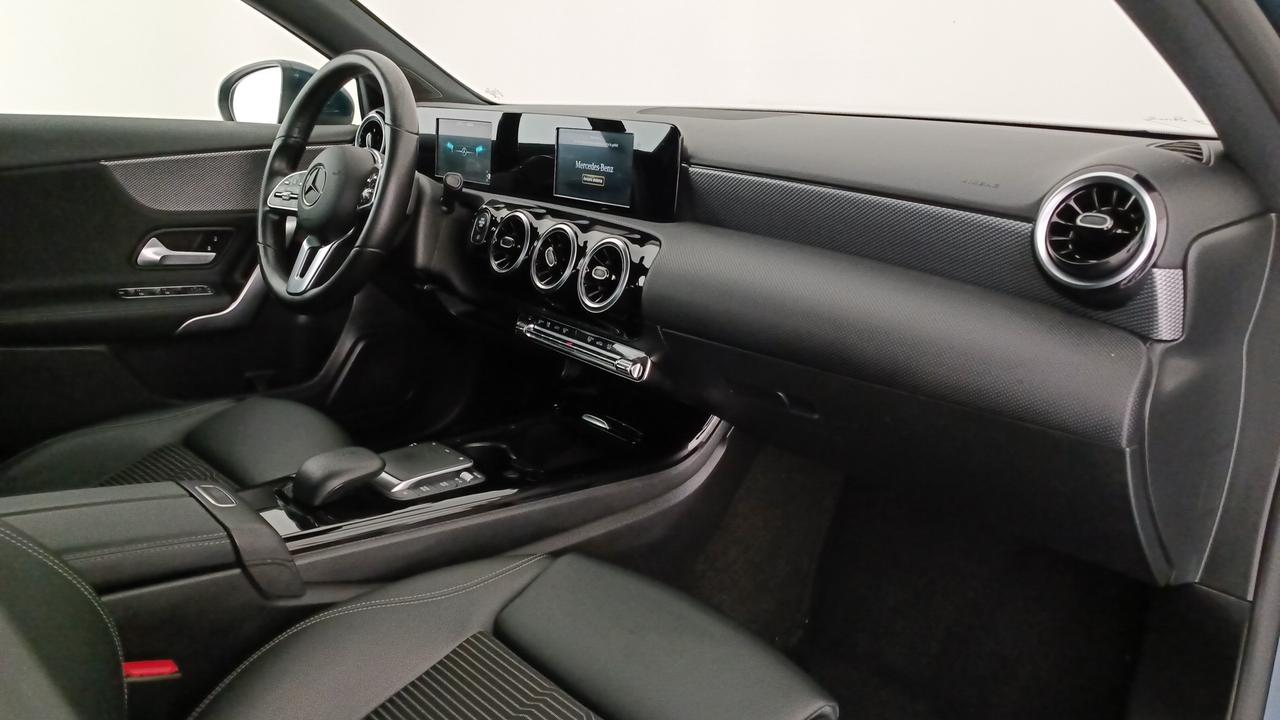 Mercedes-Benz A 180 d Sport auto