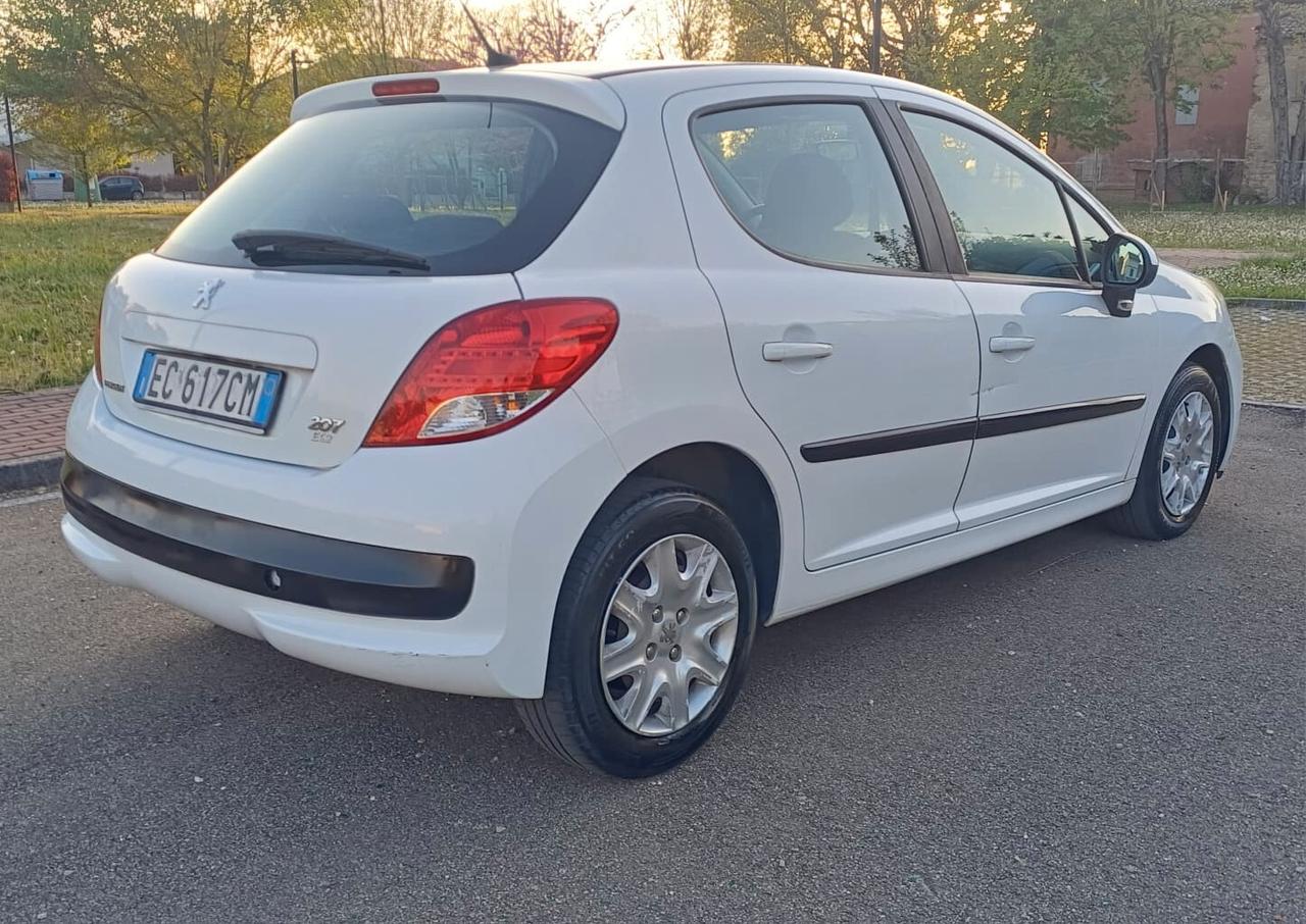 Peugeot 207 1.4 8V 75CV 5p. Energie Sport ECO GPL