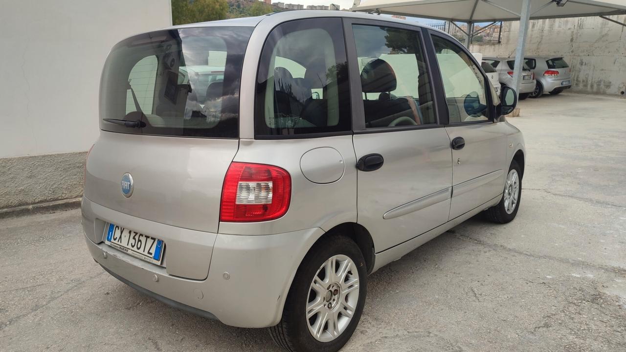 Fiat Multipla 1.9 MJT Dynamic