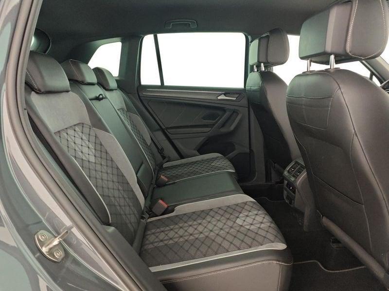 Volkswagen Tiguan 2.0 TDI 150 CV SCR DSG R-Line