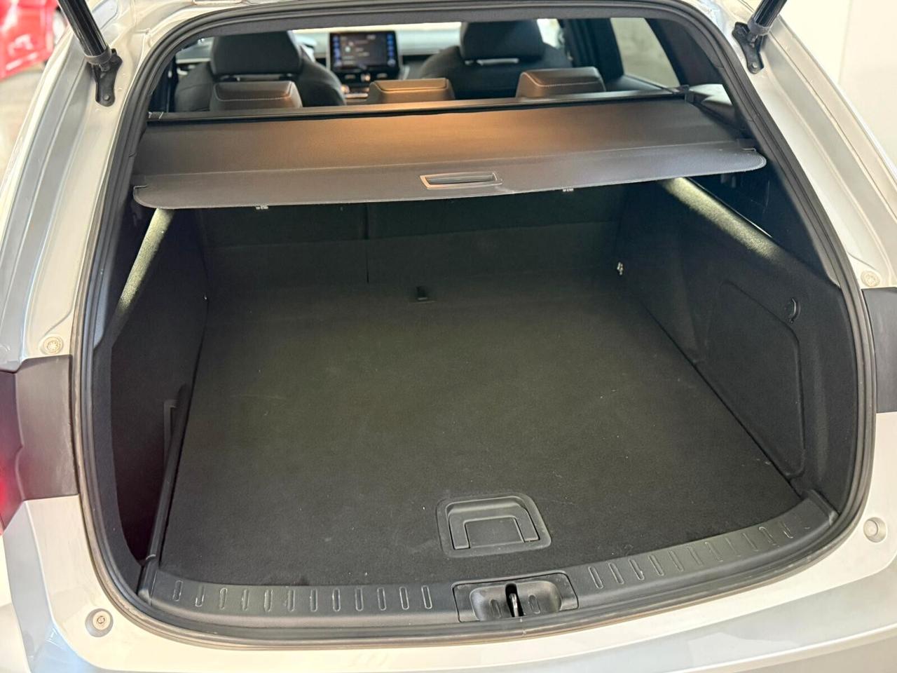 Toyota Corolla Touring Sports 2.0 Hybrid Style