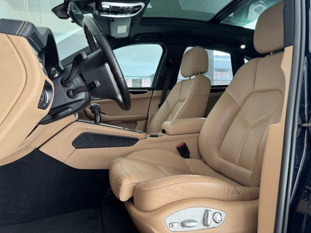 PORSCHE Macan 2.0 - 22000 km