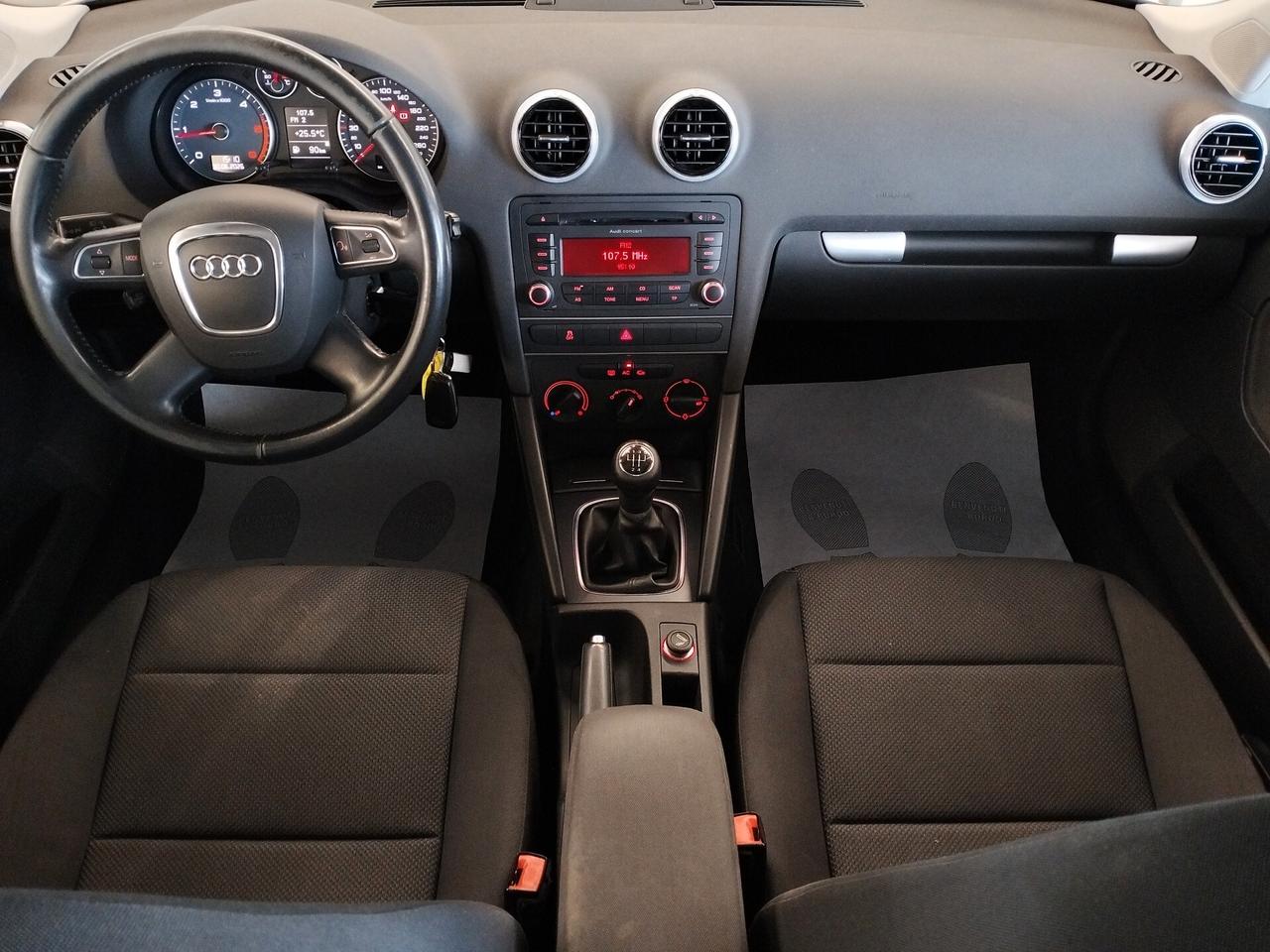 Audi A3 1.6 TDI Attraction - NEOPATENTATI