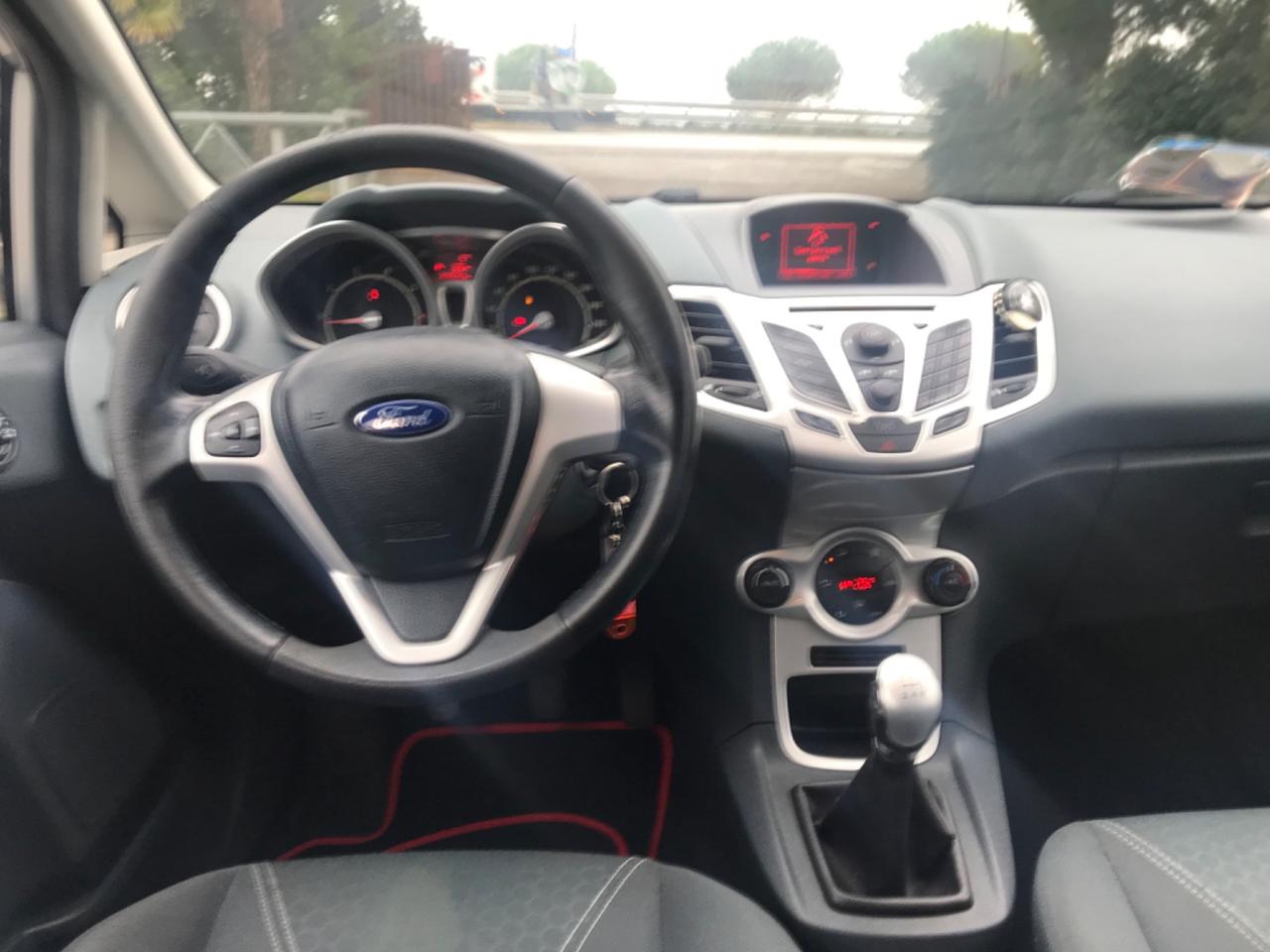 Ford Fiesta 1.2 16V 5p. 82cv