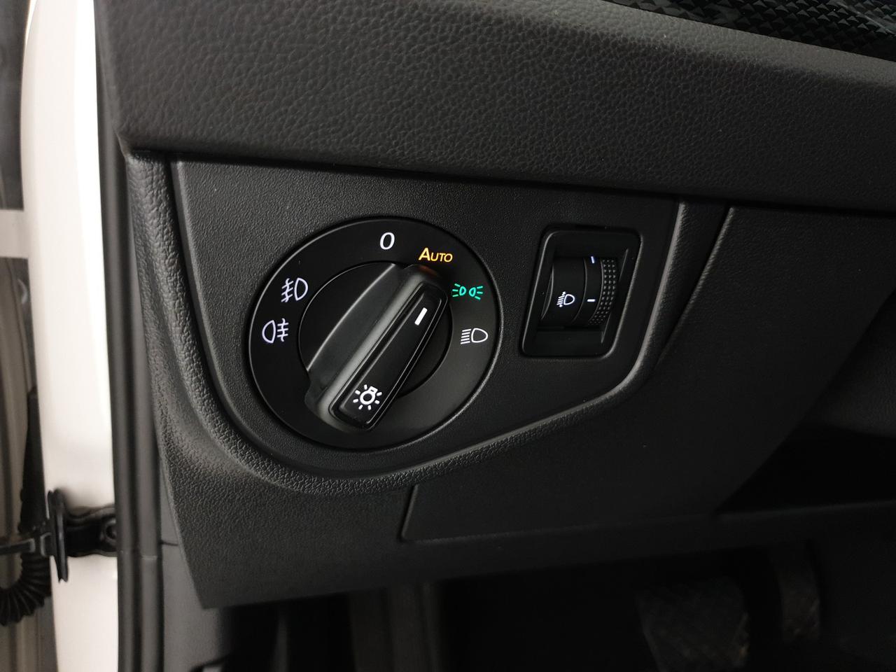 Volkswagen Polo 1.0 tsi life 95cv dsg