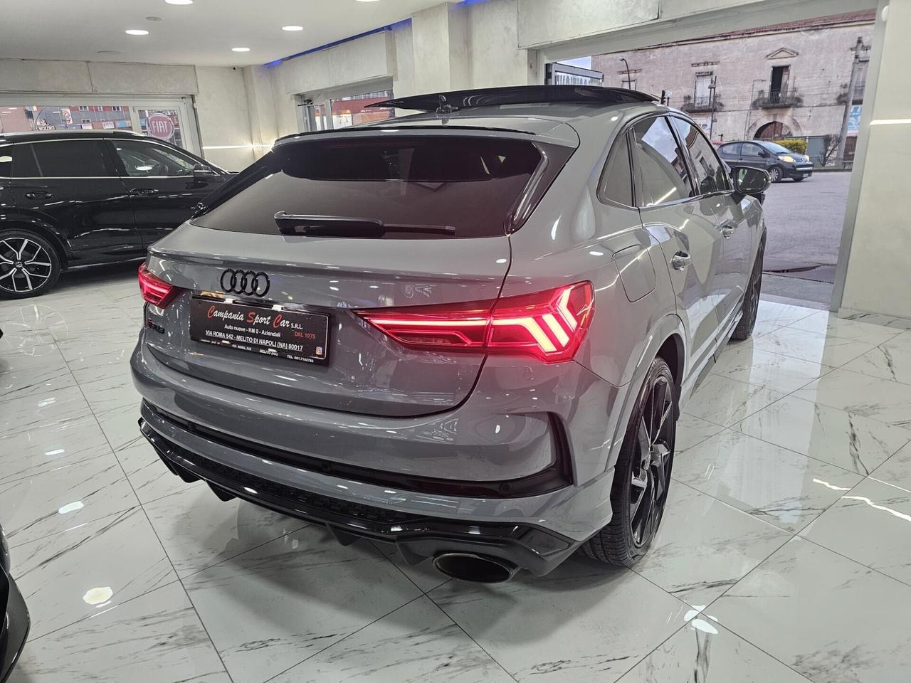 NUOVA AUDI RSQ3 SPORTBACK 2.5 BENZ 400CV S-TRONIC BLACKLINE