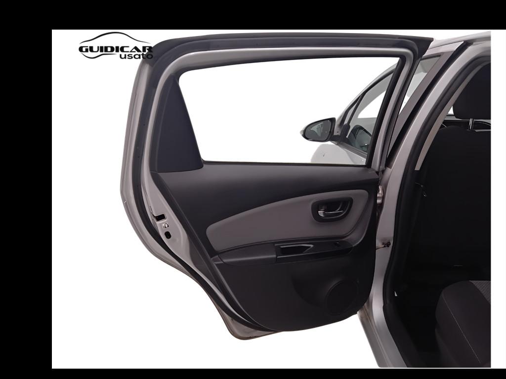 TOYOTA Yaris III 2015 - Yaris 5p 1.5h Active my16