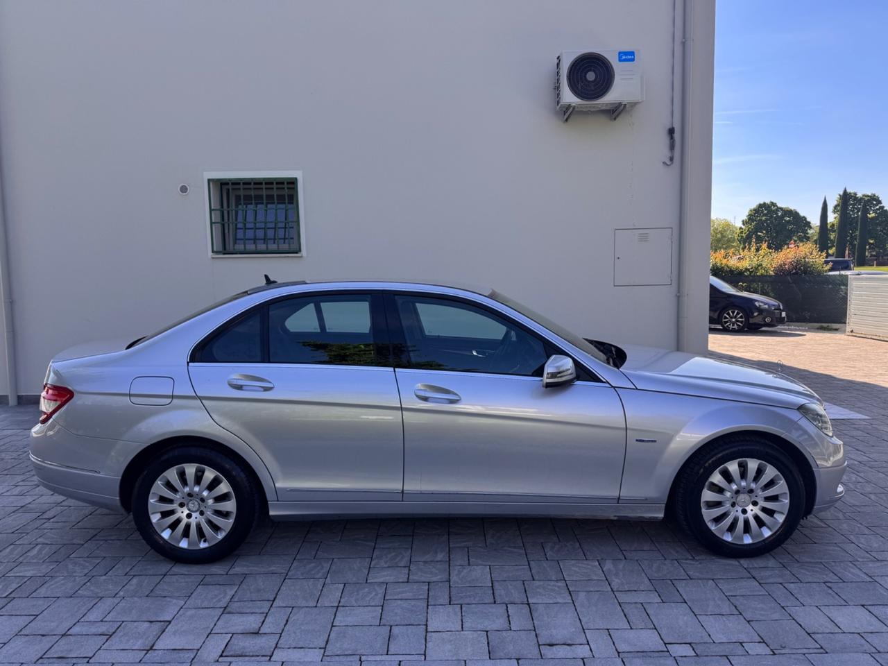Mercedes-benz C 220 CDI BlueEFFICIENCY Elegance