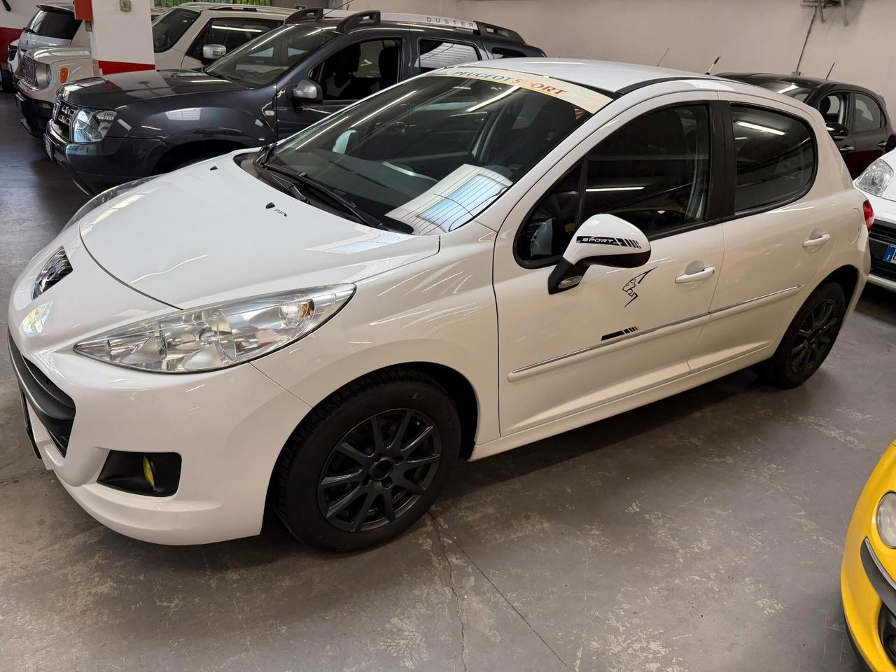Peugeot 207 1.4 8V 75CV 5p. Active