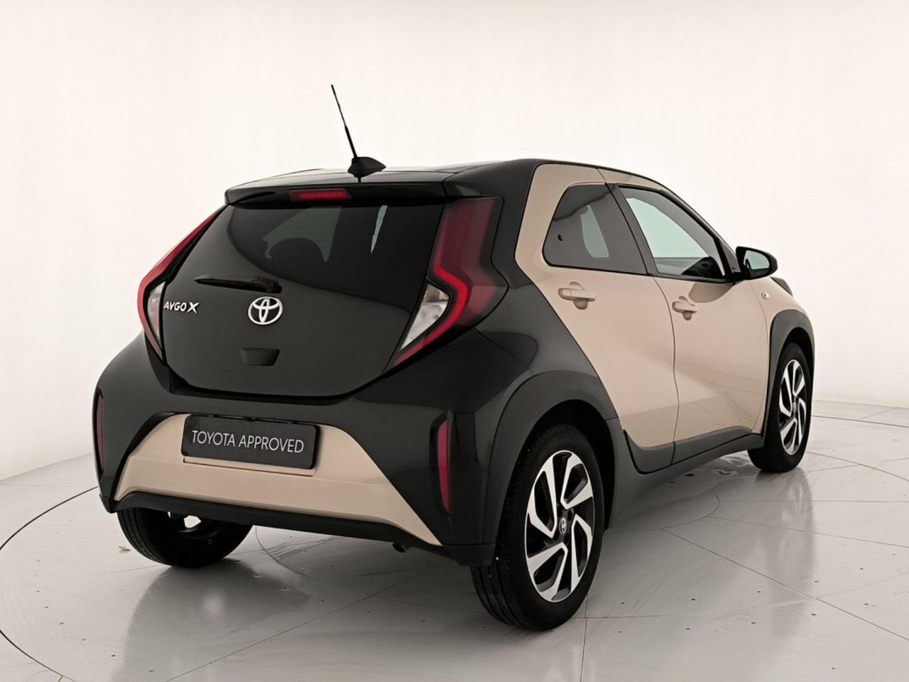 Toyota Aygo x 1.0 trend 72cv
