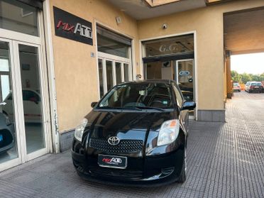 Toyota Yaris 1.0 3 porte Sol
