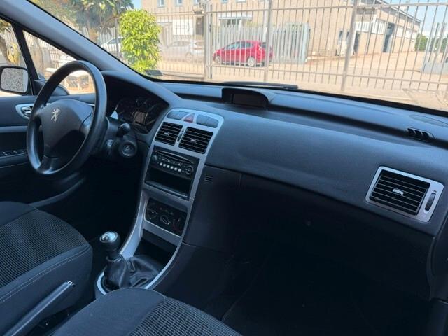 Peugeot 307 1.4 16V 5p. D-Sign Euro 4 adatta a neopatentati