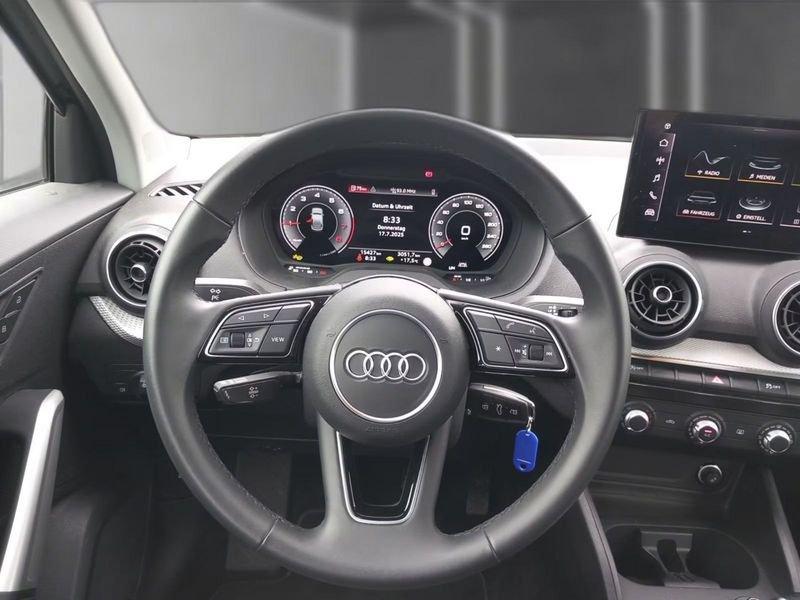 Audi Q2 Q2 30 TFSI Business Advanced LED PDC COCKPIT